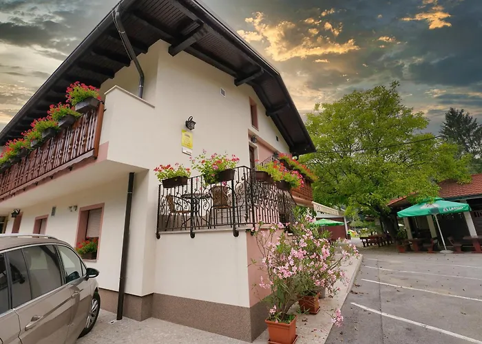 Alloggio per agriturismo Domacija Bubec Ilirska Bistrica