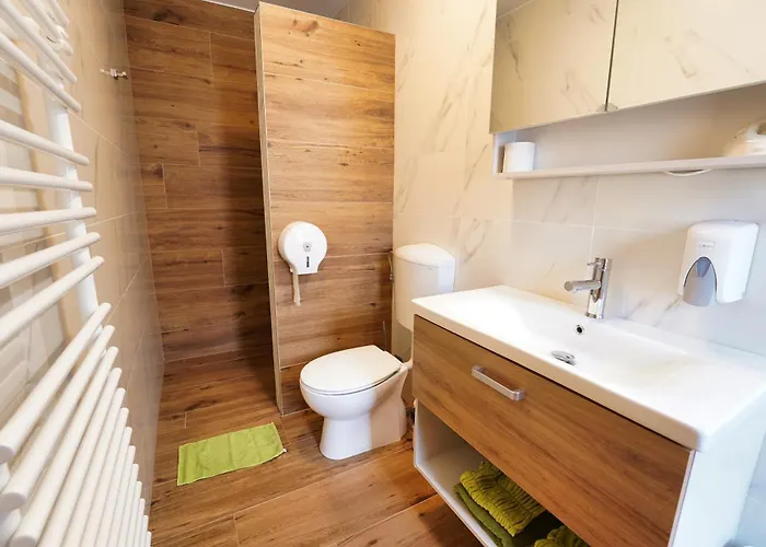 Domacija Bubec Smještaj na farmi Ilirska Bistrica